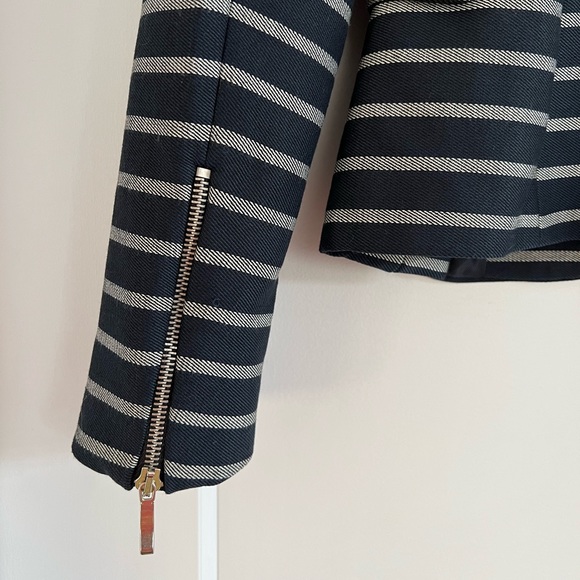 ZARA Navy Pin Striped Tailored Blazer - Picture 4 of 5